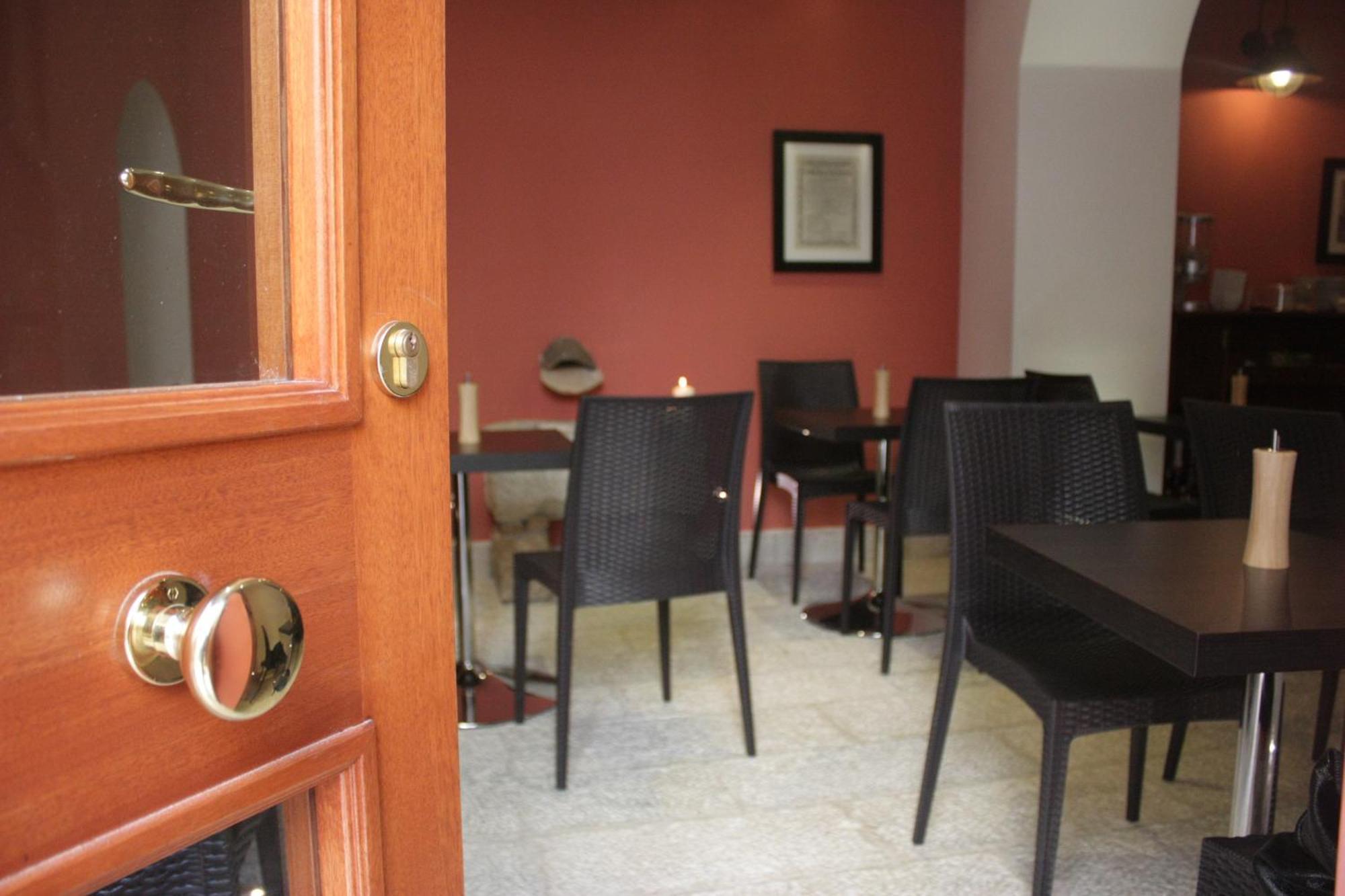B&B Cortile Di Venere ตราปานี ภายนอก รูปภาพ