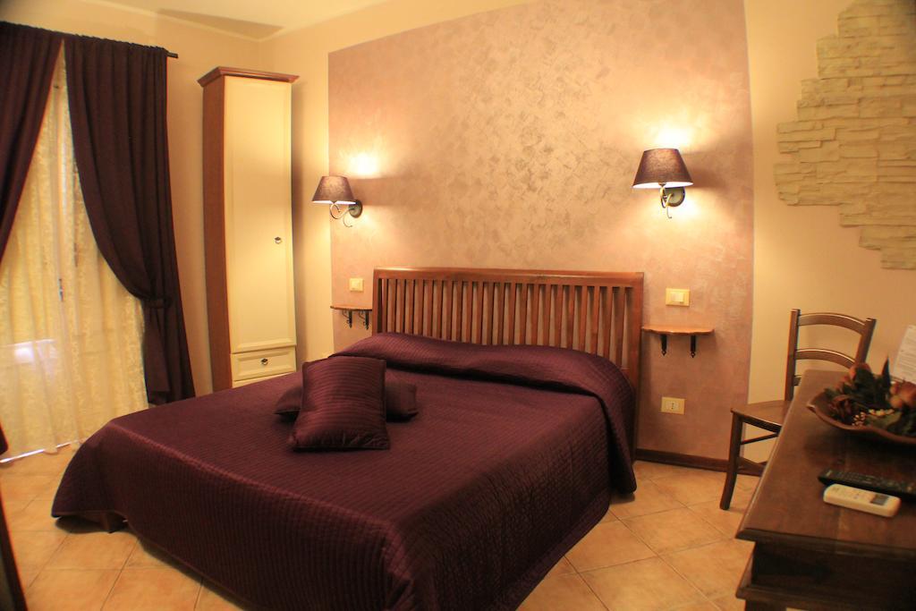 B&B Cortile Di Venere ตราปานี ภายนอก รูปภาพ